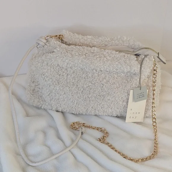A New Day Ivory Faux Fur Clutch Crossbody Shoulder Bag - Picture 12 of 16